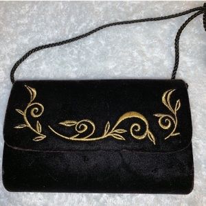 Black crossbody purse